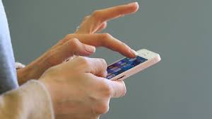 Telefon ekranına baxarkən bunu edin- 20-20-20 qaydası Telefon.jpg