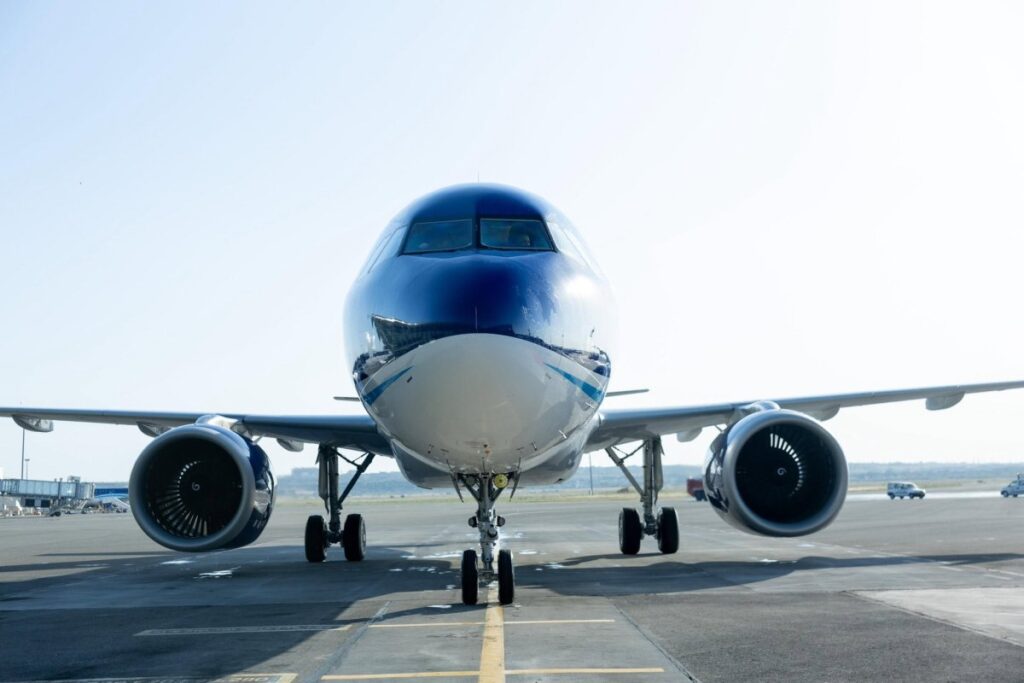 Bakı–Naxçıvan marşrutu üzrə aviareyslər bərpa olunub Azal 6a38d84303431